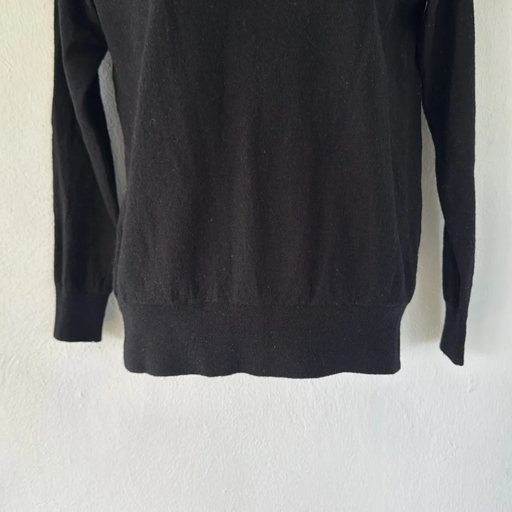 J. Crew black merino wool scoop neck long sleeve sweater size large